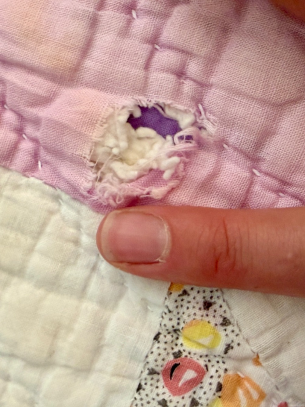 Vintage Hand Quilted Pinwheel Patchwork Quilt 57.5" x 70" – Pastel Cottagecore - Picture 17 of 17